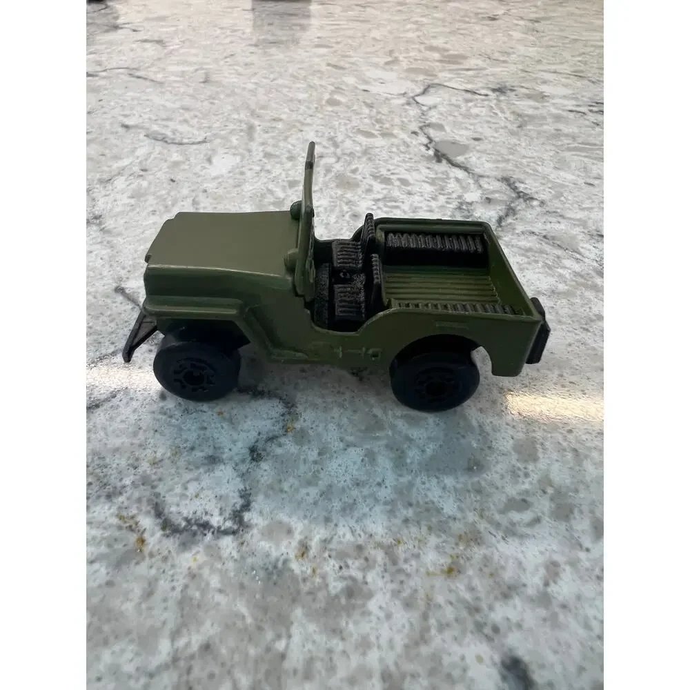 MATCHBOX Superfast Armoured Jeep Lesney No. 38 1976 Made in England JL